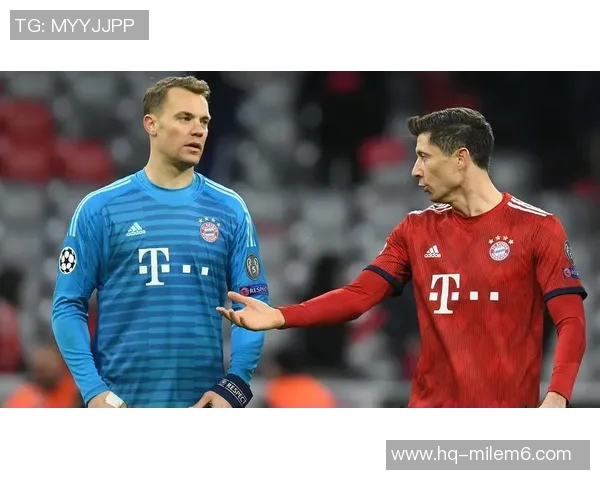 莱万回归旧主赛场引发拜仁球迷愤怒反应称其忘恩负义 莱万回归旧主赛场引发拜仁球迷愤怒反应称其忘恩负义